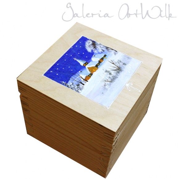 Glass ball in wooden box 39140