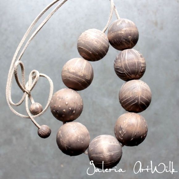 Wooden beads 